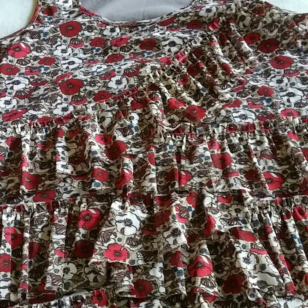 Maurices Ruffle Front Top Medium - Picture 3 of 7